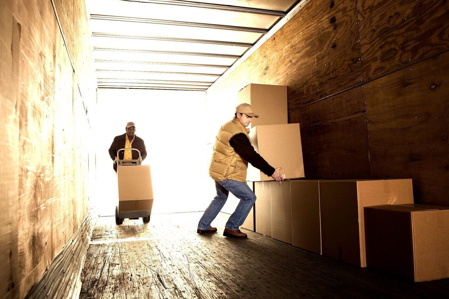 carga e descarga Blog ABC Cargas Transporte de cargas e veículos em